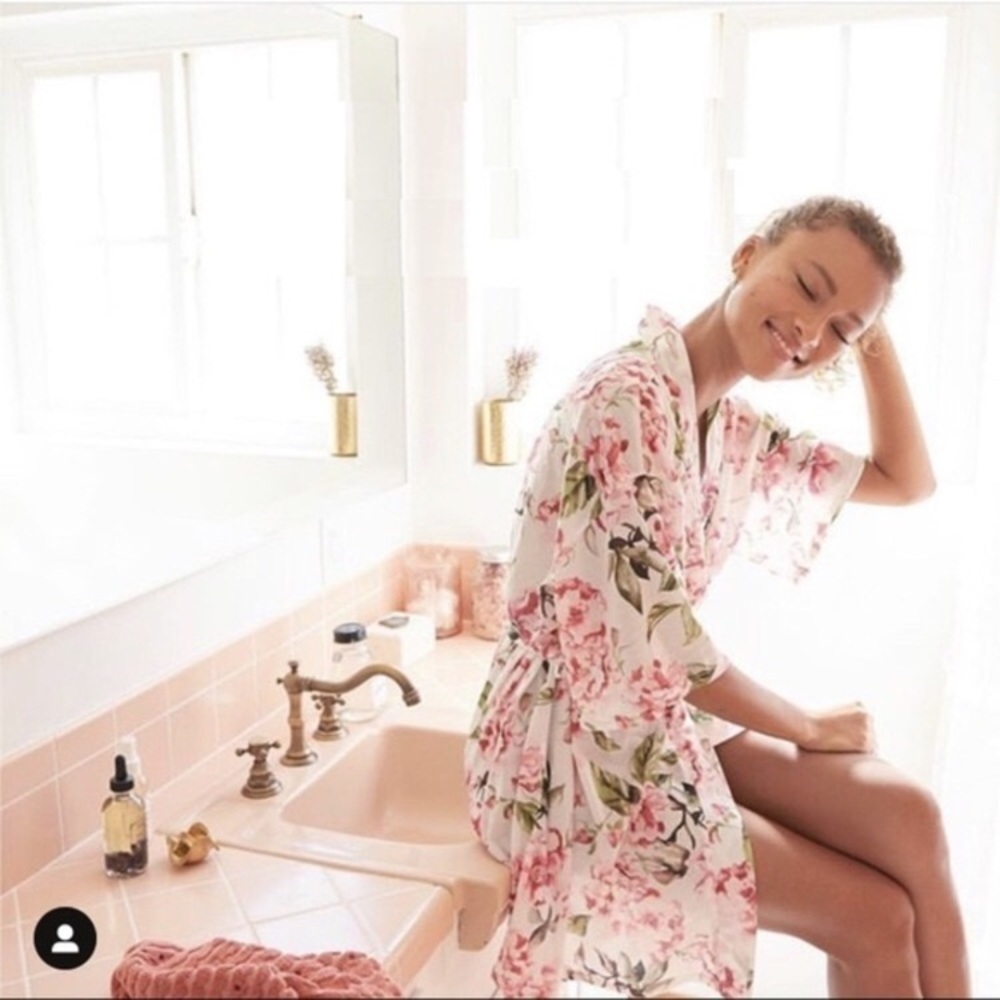 Show Me Your Mumu Brie Robe Garden Of Blooms O/S Floral Swim Floral Coquette